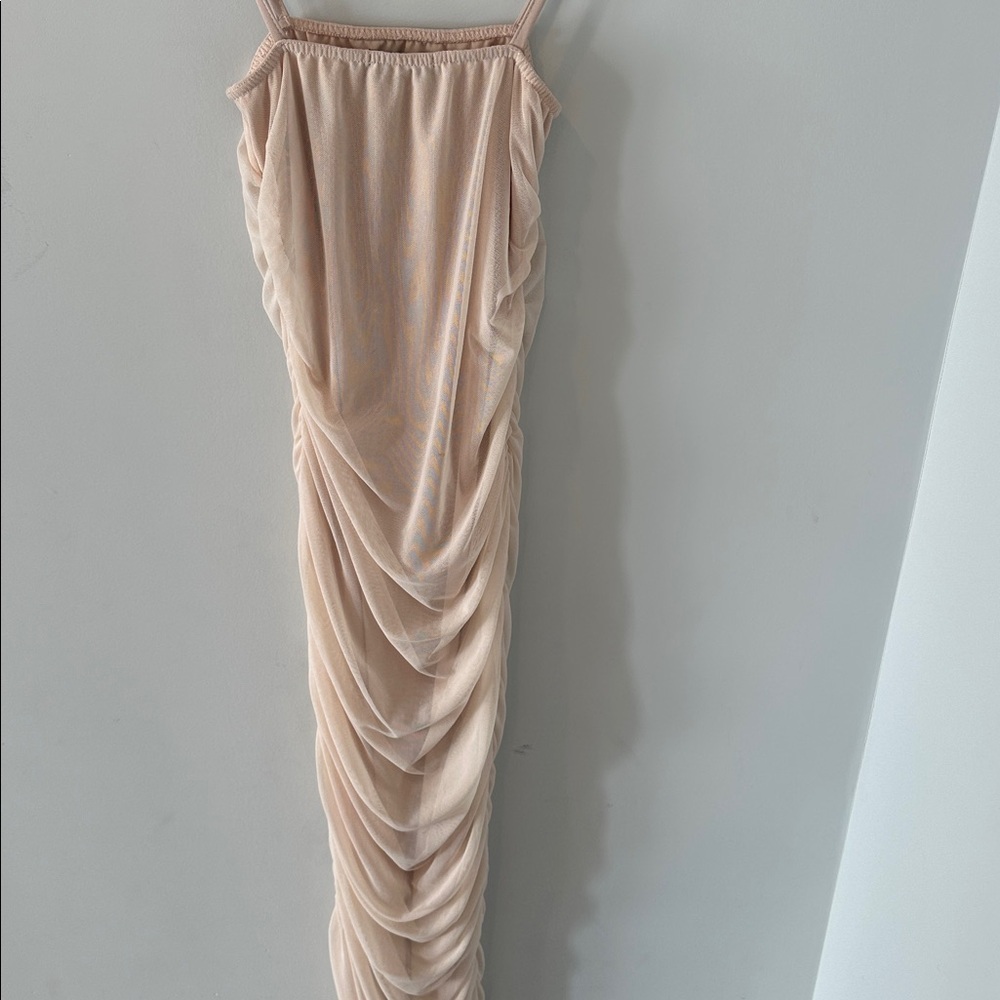 PrettyLittleThing Nude Strappy Mesh Ruched
Midaxi Dress size 2 - Picture 7 of 8